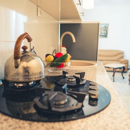 Tatias Apartments In The Downtown ティビリシ エクステリア 写真